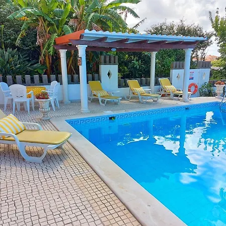 Joana Vasconcelos, Ocean View & Pool - Pata Da Gaivota * Lourinhã